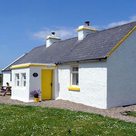 Yellow Cottage, Doolin Knockfin Cross Roads Kültér fotó